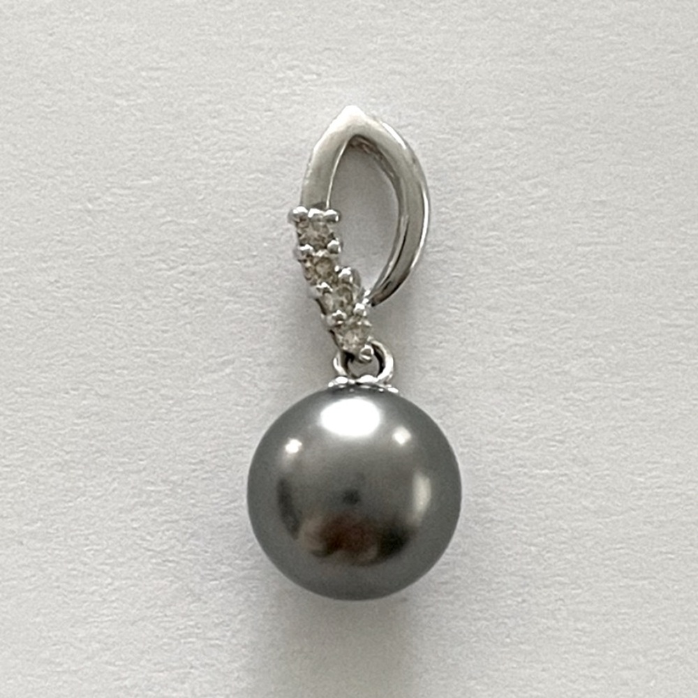 Tahitian Pearl & Diamond 14kt White Gold Pendant
